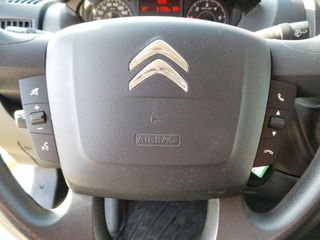 Voertuigafbeelding 13