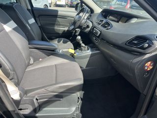 Voertuigafbeelding 13