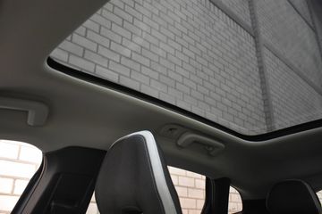 Voertuigafbeelding 32