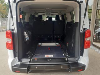 Voertuigafbeelding 7