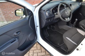 Voertuigafbeelding 30