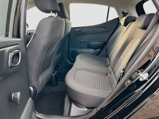 Voertuigafbeelding 11