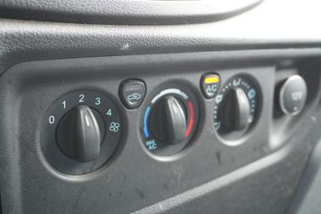 Voertuigafbeelding 12