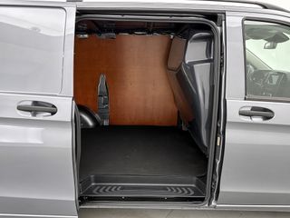 Voertuigafbeelding 18