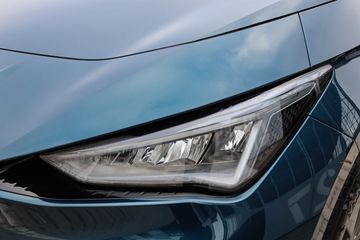 Voertuigafbeelding 9