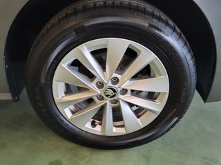 Voertuigafbeelding 38