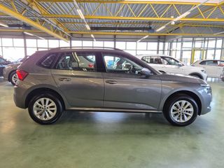 Voertuigafbeelding 8