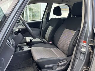 Voertuigafbeelding 15