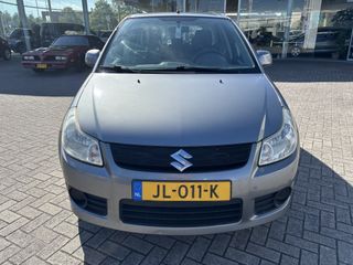 Voertuigafbeelding 5