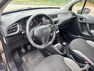 Voertuigafbeelding 11