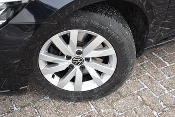 Voertuigafbeelding 4