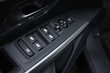 Voertuigafbeelding 15