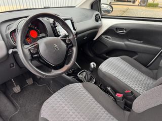 Voertuigafbeelding 8