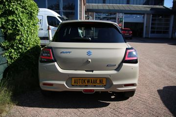 Voertuigafbeelding 4