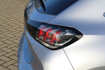 Voertuigafbeelding 12