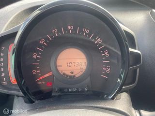 Voertuigafbeelding 6