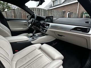 Voertuigafbeelding 13