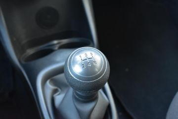 Voertuigafbeelding 10