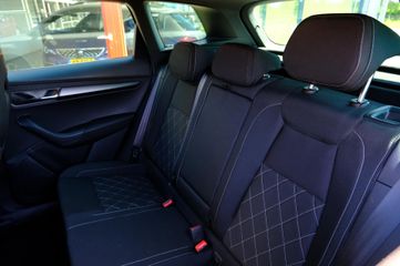 Voertuigafbeelding 30