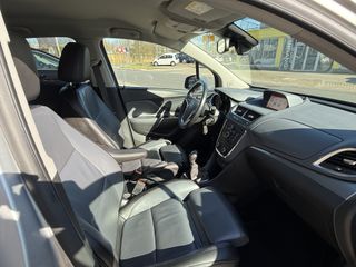 Voertuigafbeelding 26