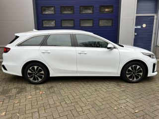 Voertuigafbeelding 4