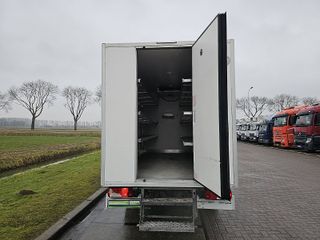 Voertuigafbeelding 11