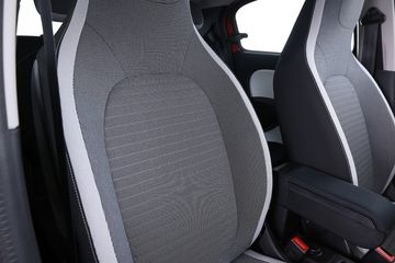 Voertuigafbeelding 4