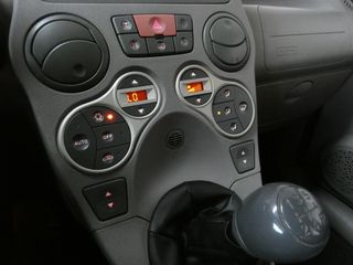 Voertuigafbeelding 3