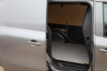 Voertuigafbeelding 40