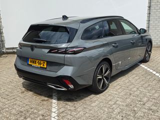 Voertuigafbeelding 8