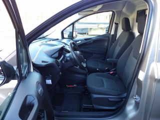 Voertuigafbeelding 6