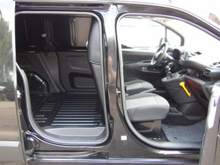 Voertuigafbeelding 12