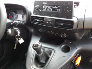 Voertuigafbeelding 15