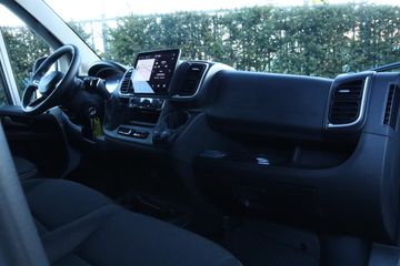 Voertuigafbeelding 3