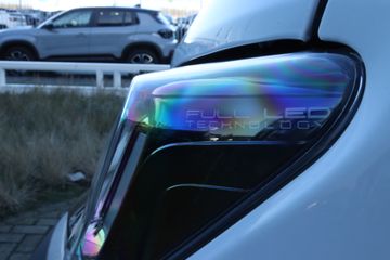 Voertuigafbeelding 7