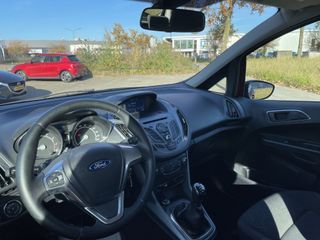 Voertuigafbeelding 9