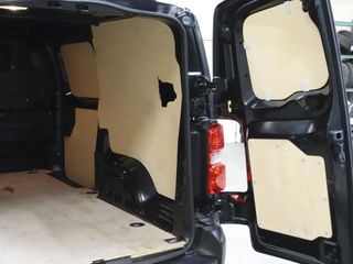 Voertuigafbeelding 34