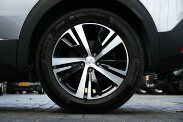 Voertuigafbeelding 10