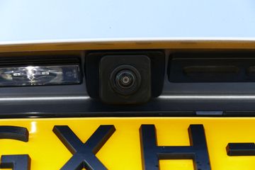 Voertuigafbeelding 6