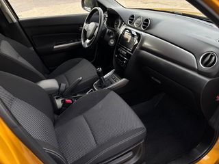 Voertuigafbeelding 9