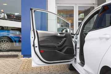 Voertuigafbeelding 12