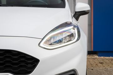 Voertuigafbeelding 6