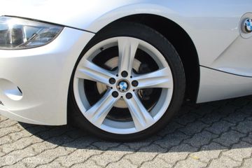 Voertuigafbeelding 3