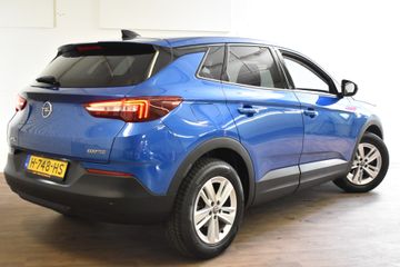 Voertuigafbeelding 2