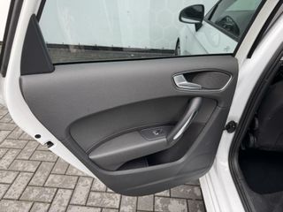 Voertuigafbeelding 37