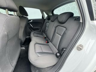 Voertuigafbeelding 7