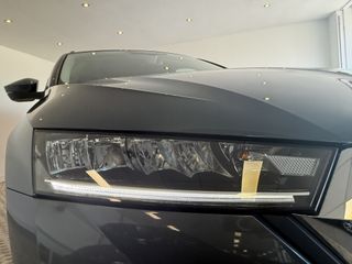 Voertuigafbeelding 8