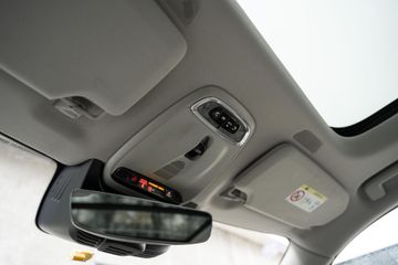 Voertuigafbeelding 14