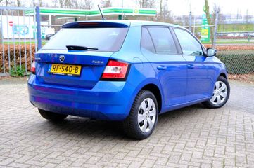 Voertuigafbeelding 2