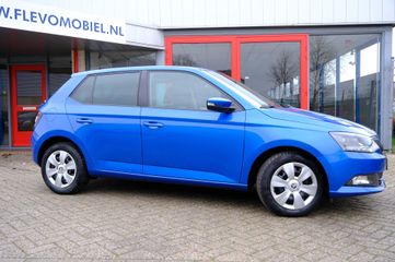 Voertuigafbeelding 3